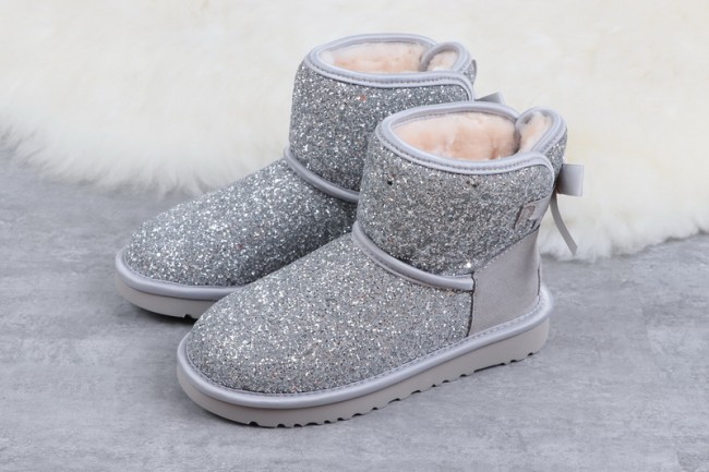 UG Boots Women-220