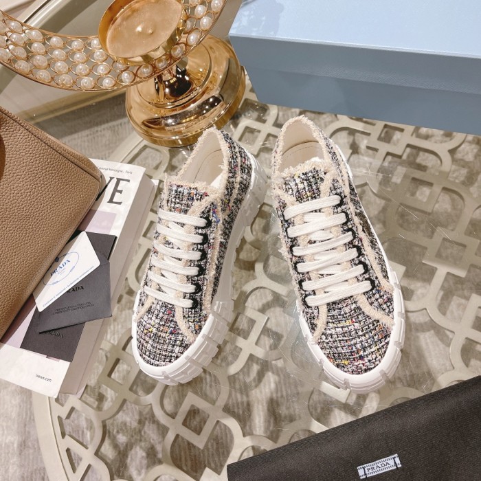 Prada women shoes 1：1 quality-353