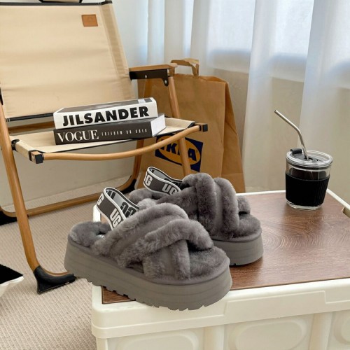UG Sandals-052