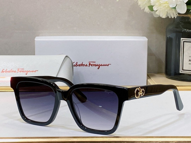 Ferragamo Sunglasses AAAA-546