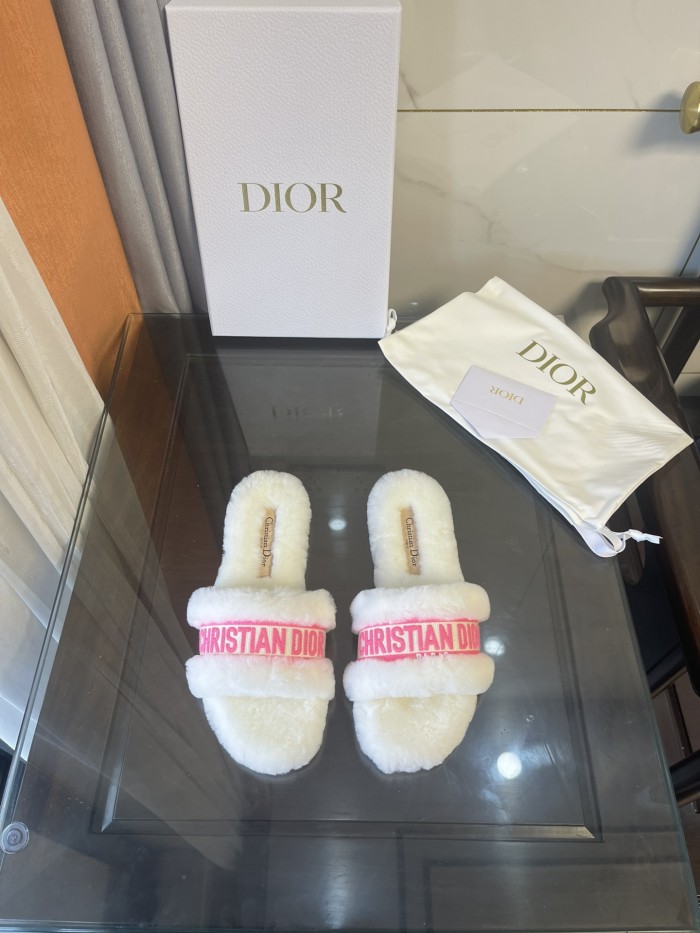 Dior women slippers 1：1 quality-186