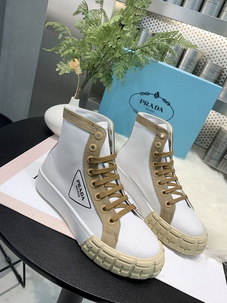 Prada women shoes 1:1 quality-031