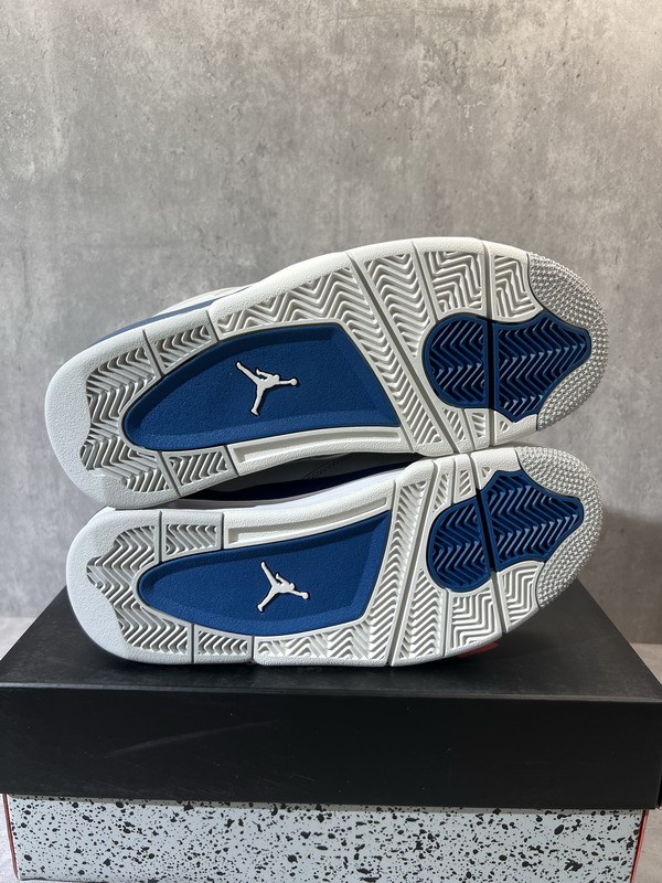 Authentic Air Jordan 4 “Military Blue” 2024 GS