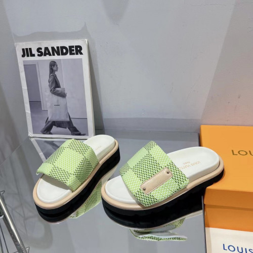 LV Sandals 1：1 Quality-720