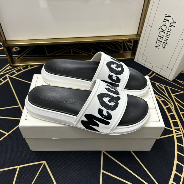 Alexander McQueen women slippers AAA-005