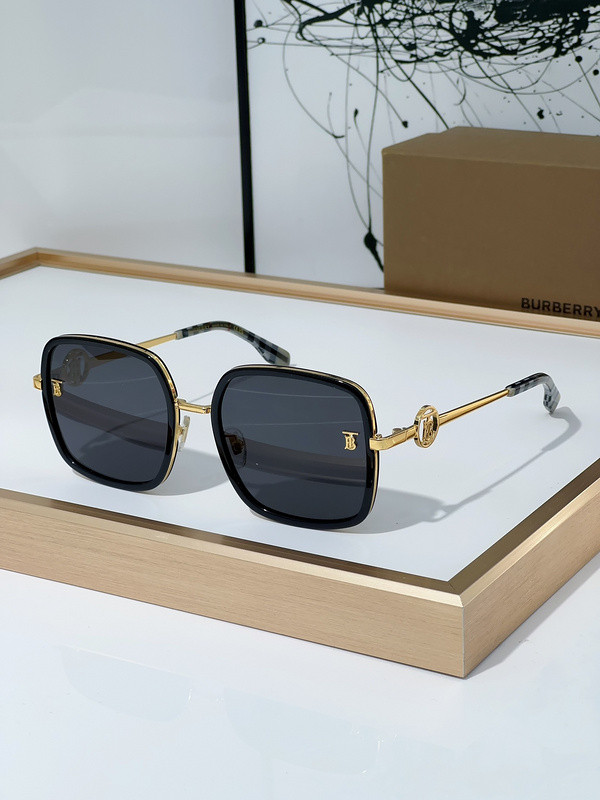 Burberry Sunglasses AAAA-2458