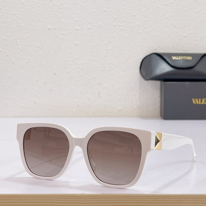 V Sunglasses AAAA-343