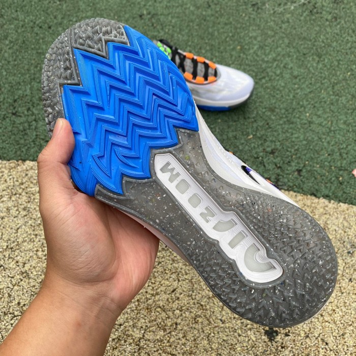 Authentic Nike Air Zoom G.T.Cut 2.0 Sabrina