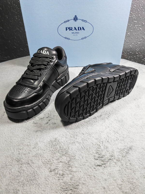 Prada women shoes 1：1 quality-371