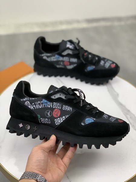 LV Women Shoes 1:1 Quality-740