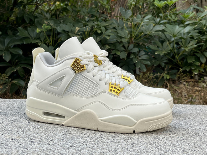 Air Jordan 4 Retro 'Metallic Gold'