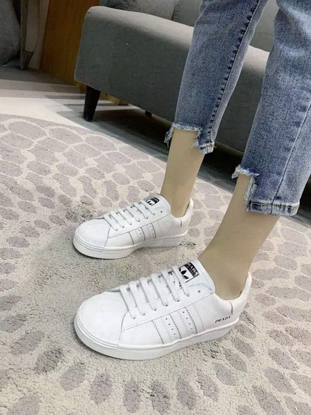 Prada women shoes 1:1 quality-026