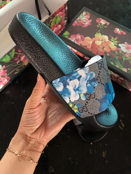 G women slippers AAA-119