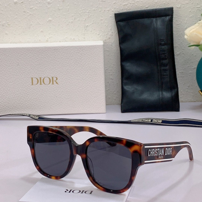 Dior Sunglasses AAAA-1384