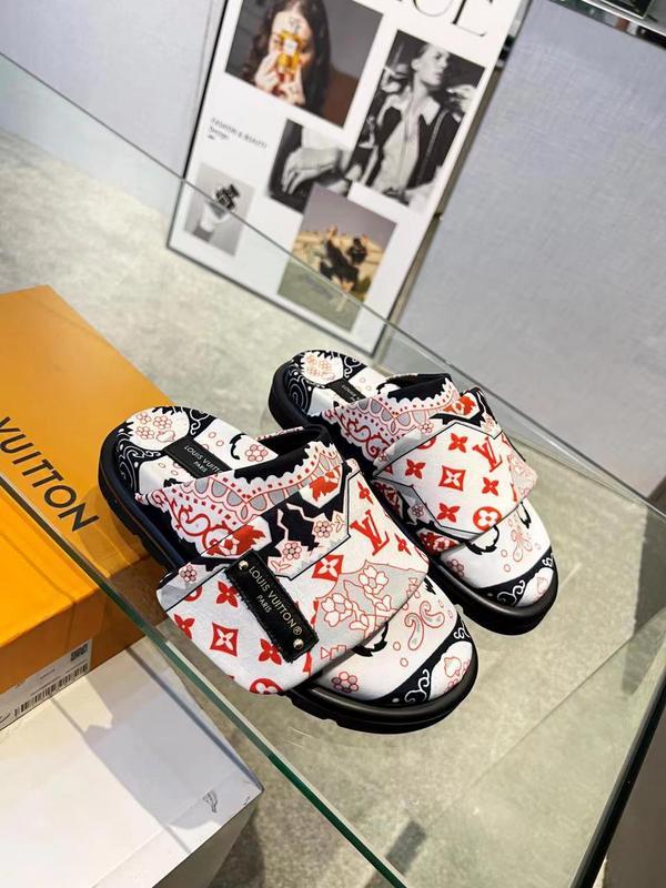 LV Sandals 1：1 Quality-539