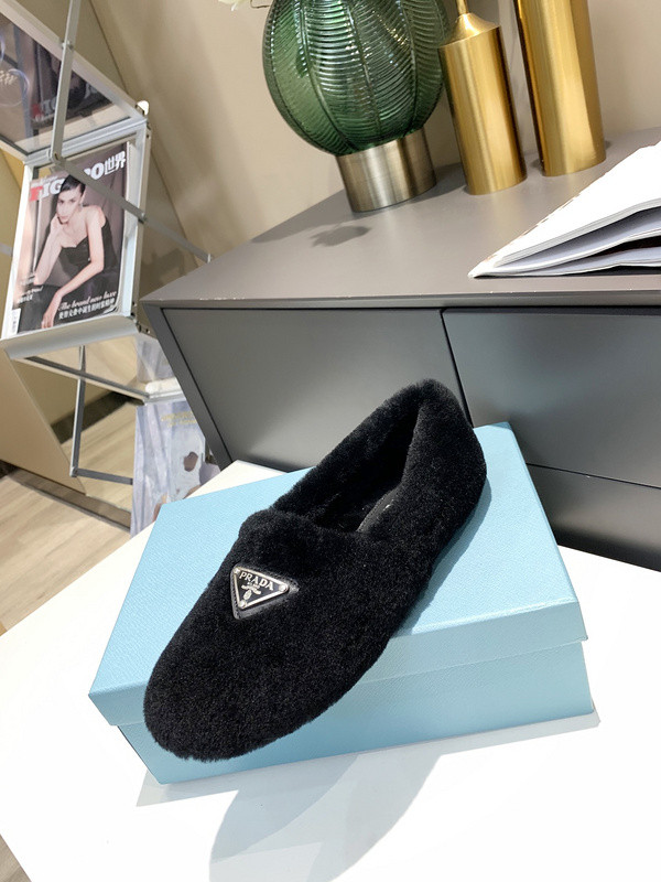 Prada women shoes 1：1 quality-388