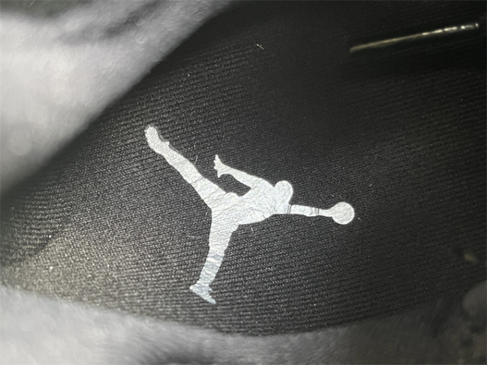 Authentic Air Jordan 8 Winterized “Gunsmoke”