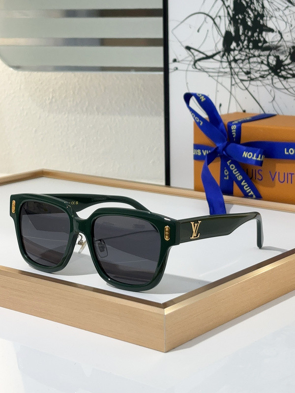 LV Sunglasses AAAA-4226