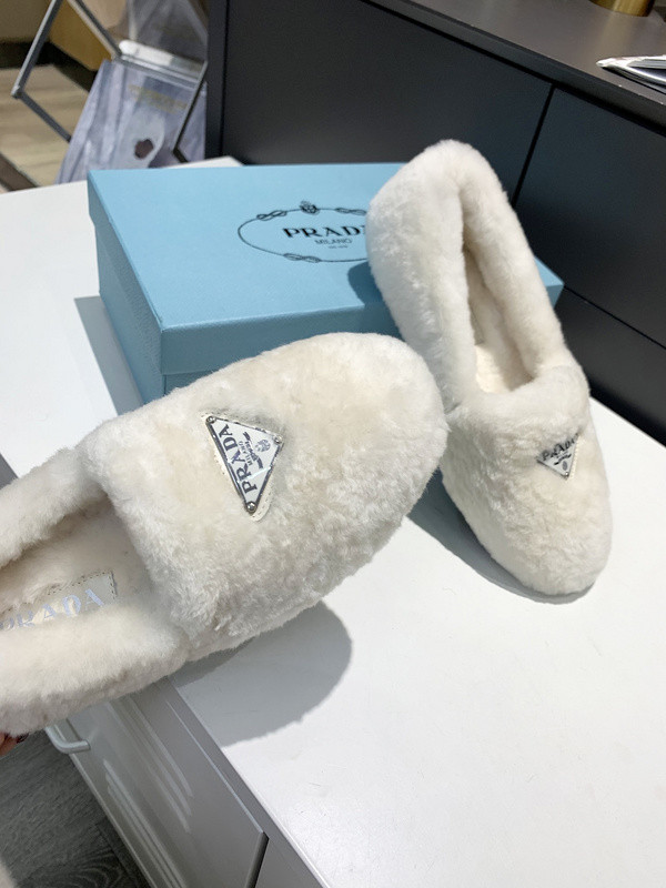 Prada women shoes 1：1 quality-390