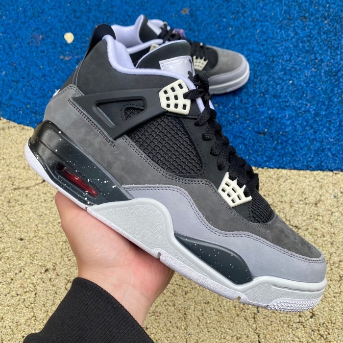Authentic Air Jordan 4 Retro “Fear” 2021