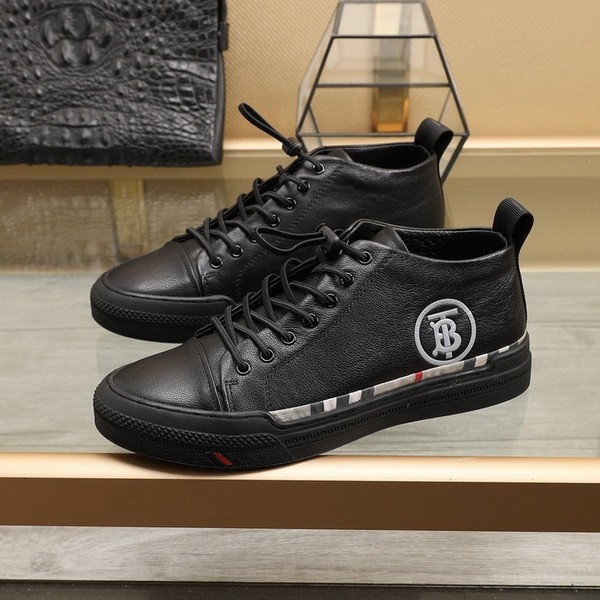 Burberry men shoes 1:1 quality-239