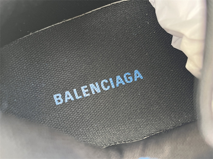 B 17FW Tripe-S High End Sneaker-453