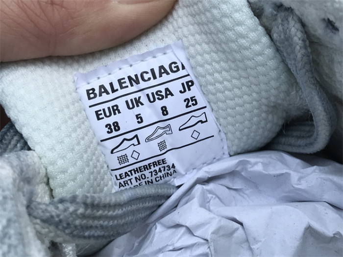 B 17FW Tripe-S High End Sneaker-364