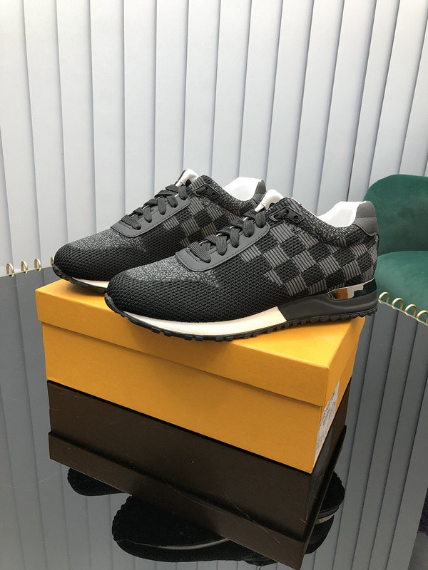 LV Men shoes 1:1 quality-4430