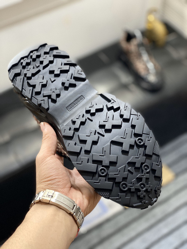 Burberry men shoes 1：1 quality-375