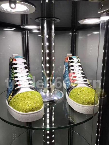 Super Max Christian Louboutin Shoes-761