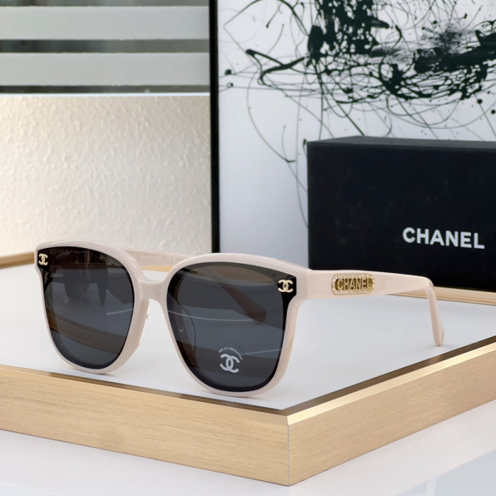 CHNL Sunglasses AAAA-3844
