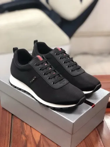 Prada men shoes 1：1 quality-687
