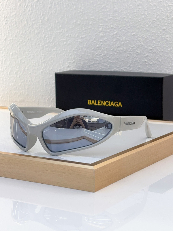B Sunglasses AAAA-908