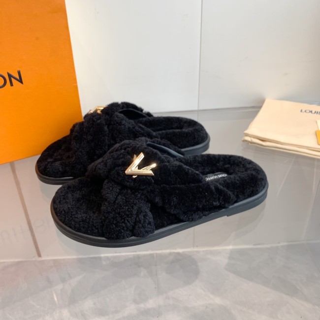 LV women Sandals 1:1 Quality-841