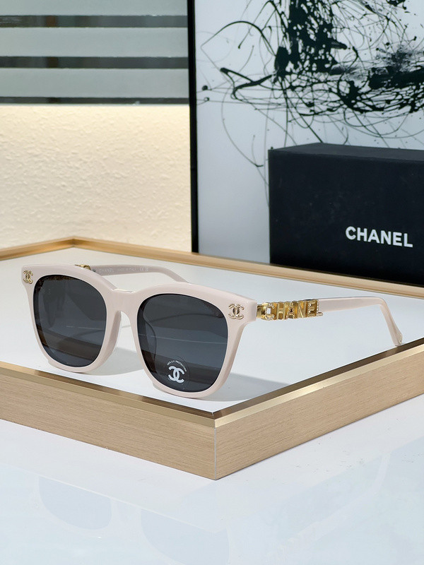 CHNL Sunglasses AAAA-4054