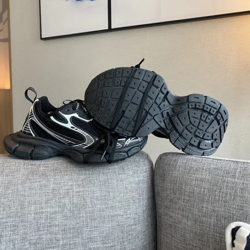 B 17FW Tripe-S High End Sneaker-470