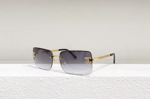 CHNL Sunglasses AAAA-4004