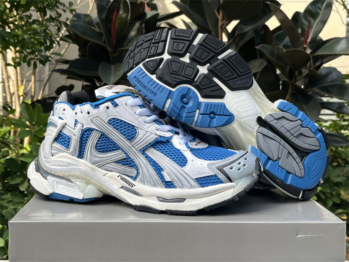 B 17FW Tripe-S High End Sneaker-453