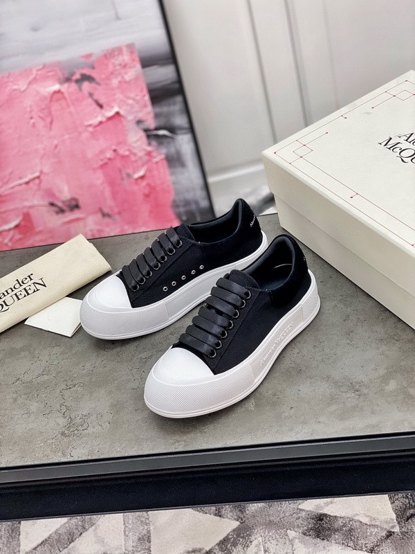 Alexander McQueen men shoes 1:1 quality-467