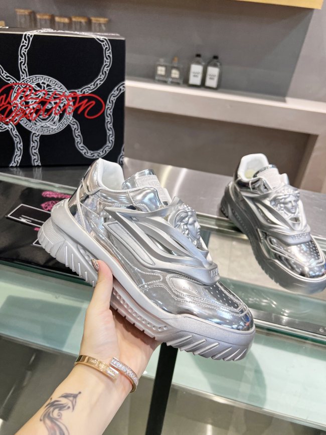 Versace Men Shoes 1：1 Quality-696