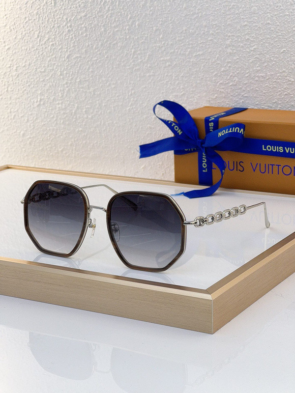 LV Sunglasses AAAA-4430