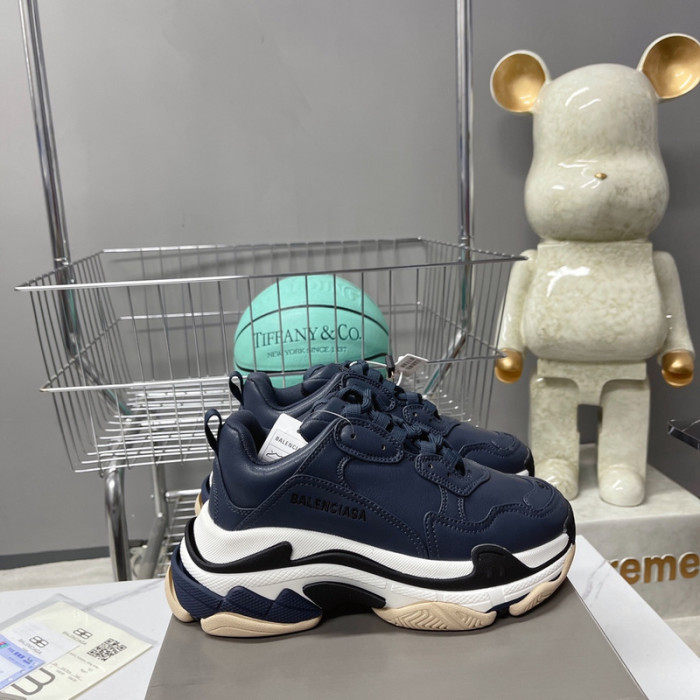 B 17FW Tripe-S High End Sneaker-494