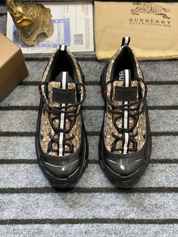 Burberry men shoes 1：1 quality-378