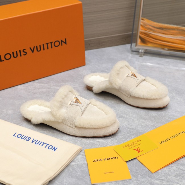 LV women Sandals 1:1 Quality-867