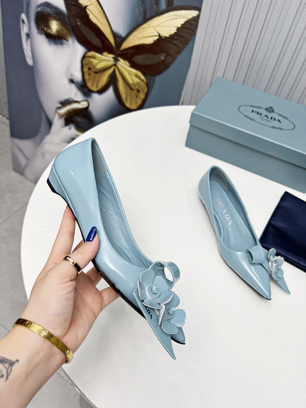 Prada women shoes 1:1 quality-444