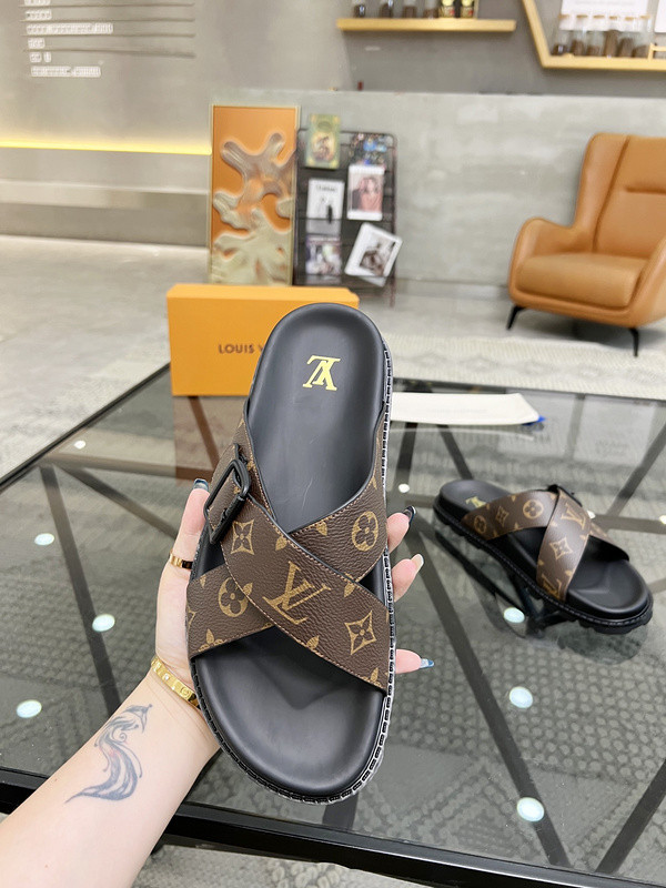 LV Sandals 1：1 Quality-804