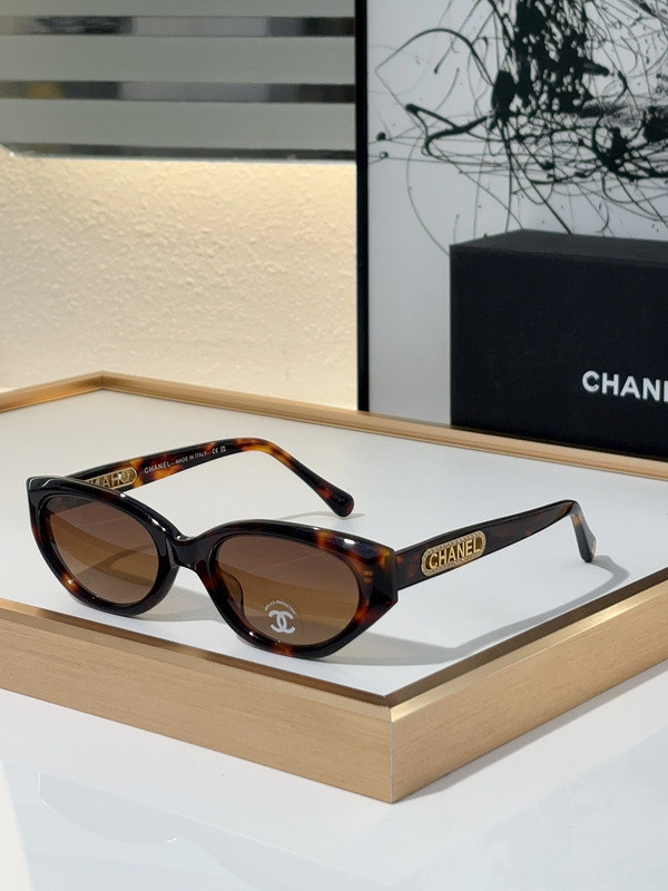 CHNL Sunglasses AAAA-4068