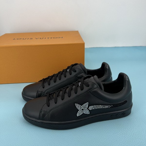 LV Men shoes 1:1 quality-4323