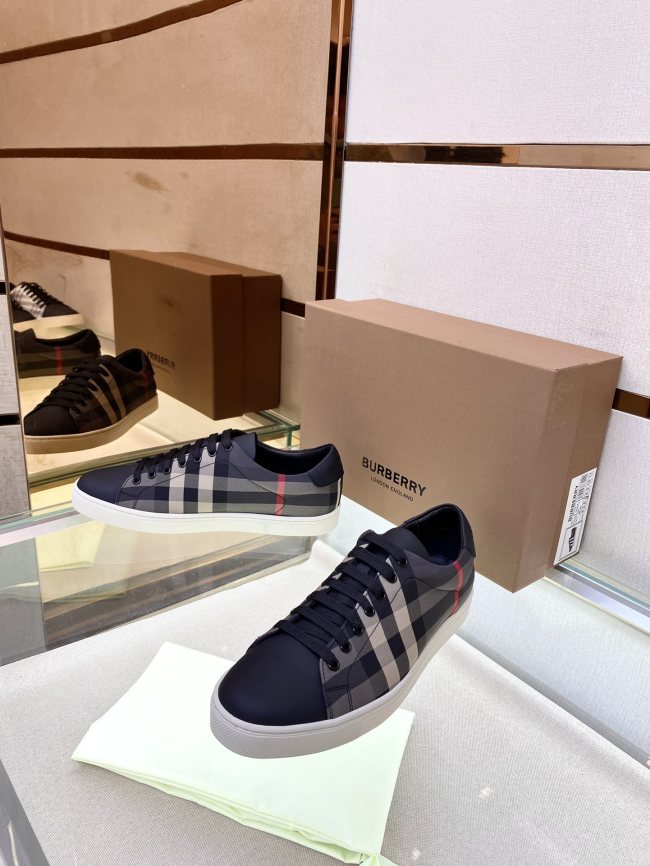 Burberry men shoes 1:1 quality-363