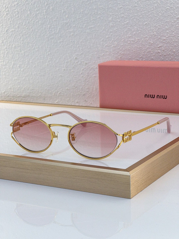 Miu Miu Sunglasses AAAA-1049